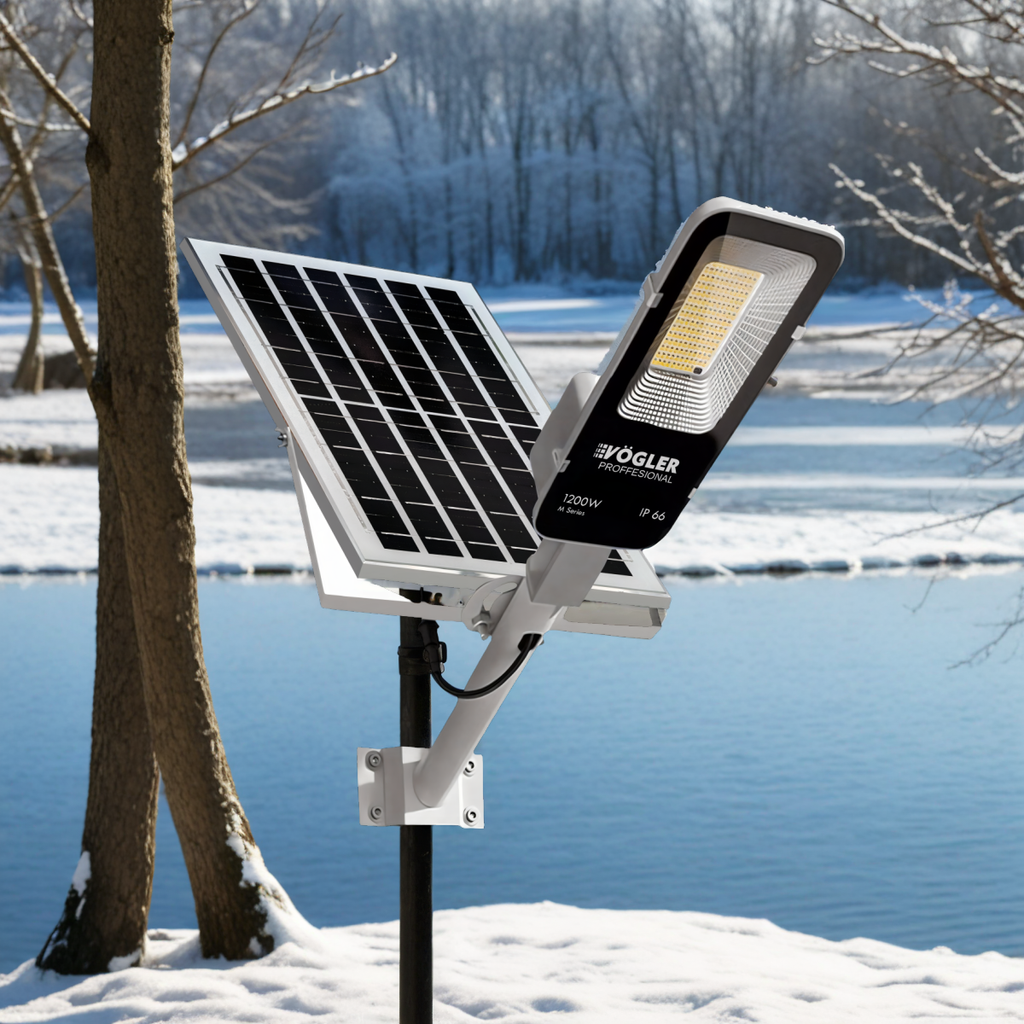 Zmogljiva solarna svetilka, senzor mraka, daljinsko upravljanje, Vögler Professional 1200W