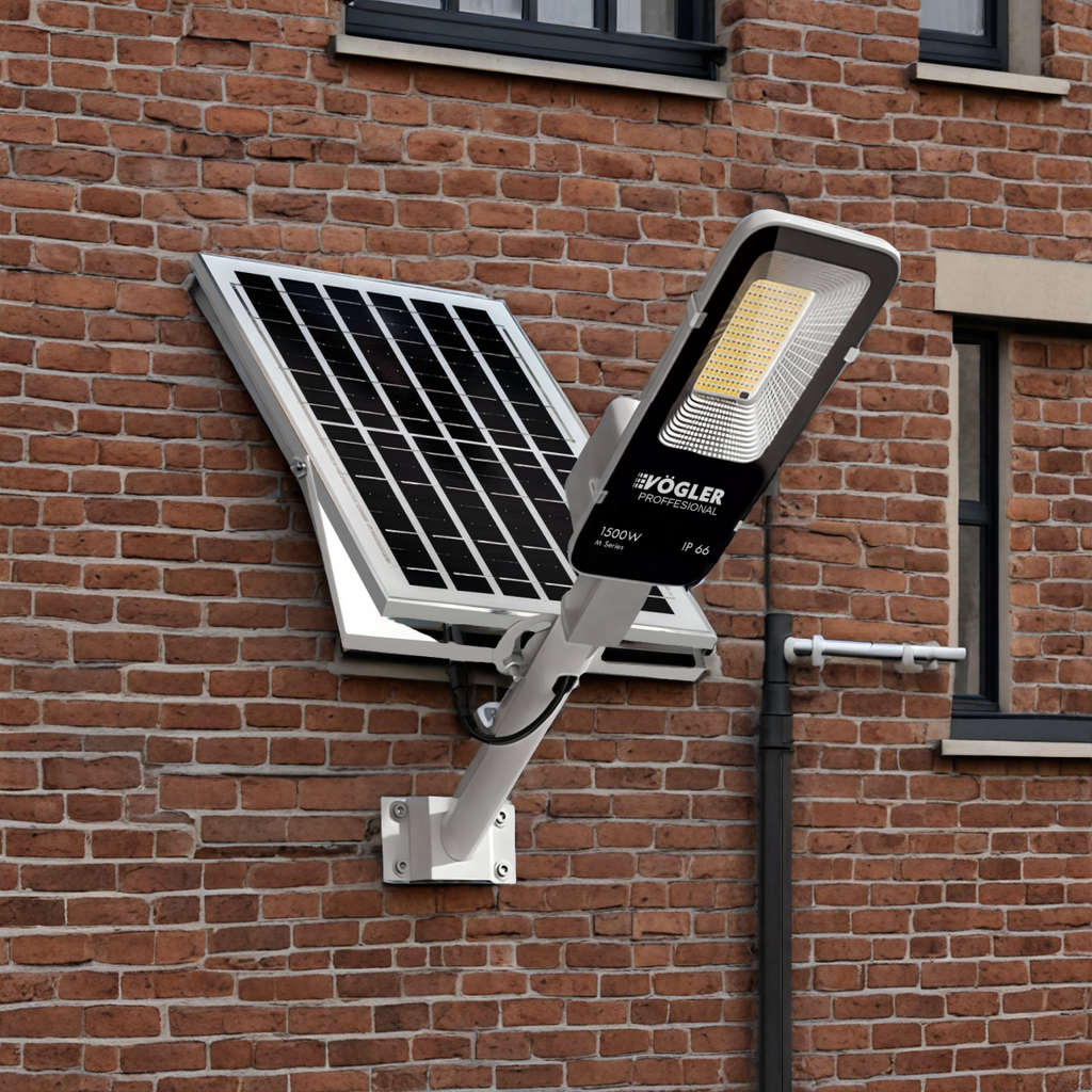 Zmogljiva solarna svetilka, senzor mraka, daljinsko upravljanje, Vögler Professional 1500W