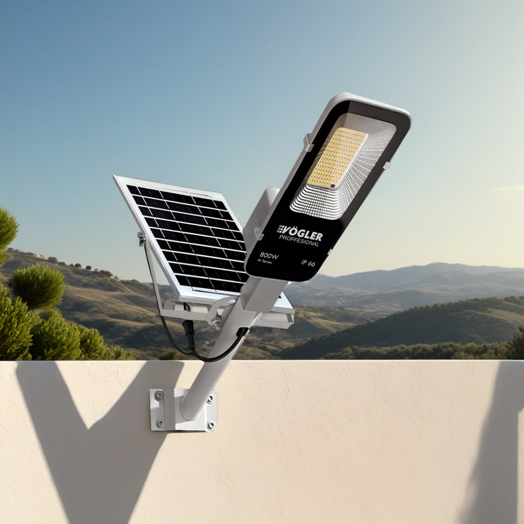 Zmogljiva solarna svetilka, senzor mraka, daljinsko upravljanje, Vögler Professional 800W